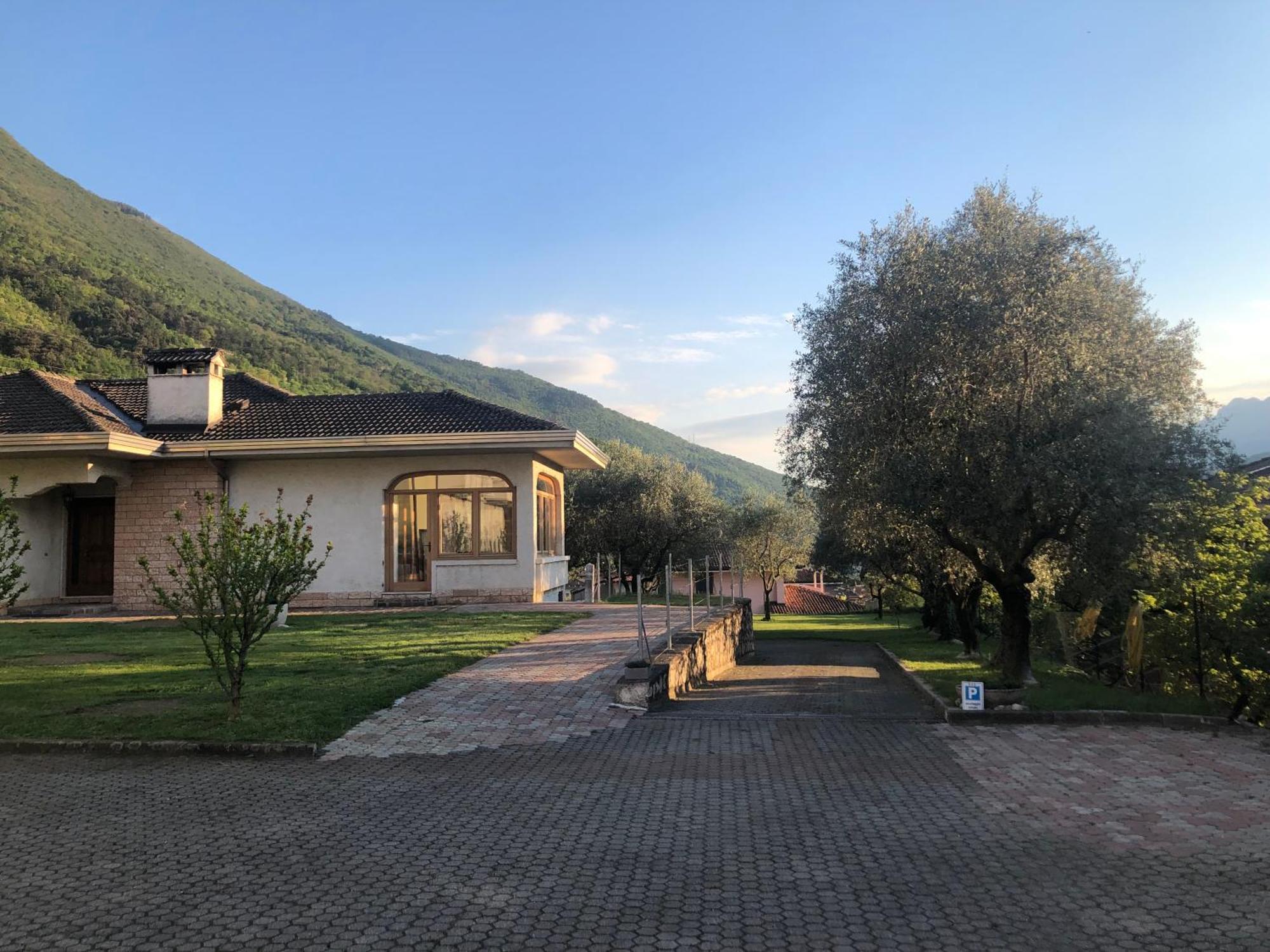 B&B Villa Chiara - Arco Eksteriør billede